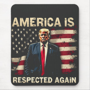 アメリカは7月4日に再びトランプUSAに尊敬されている マウスパッド