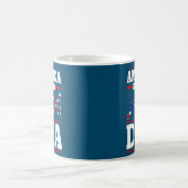 アメリカは7月4日の私のDnaアメリカ国旗の中にいる コーヒーマグカップ (中央)