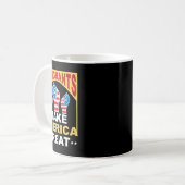 アメリカを偉大にする移民Tシャツ コーヒーマグカップ (正面左)