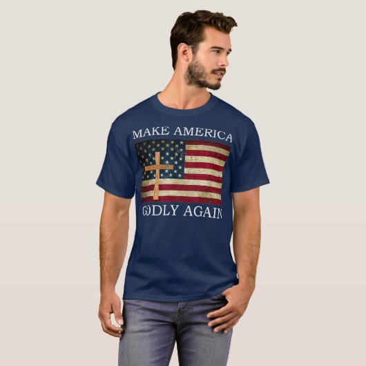アメリカを再びアメリカ国旗の十字架にする Tシャツ (正面フル)