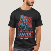 アメリカを再びギャビンに Funny Political Satire Bear Tシャツ (正面)