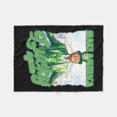 アメリカを再びラッキーにするトランプ聖パトリックの日 フリースブランケット (正面(横))