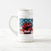 アメリカを再び自由に アート作品 ビールジョッキ (左)
