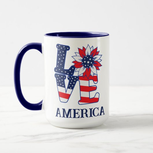 アメリカを愛する マグカップ (左)