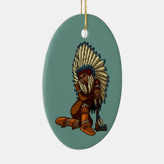 アメリカインディアンの女性の羽のトマホークピクセル セラミックオーナメント (右)