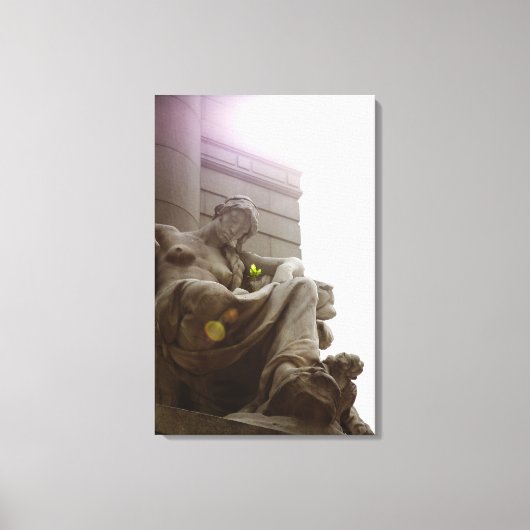 アメリカインディアン国立博物館像 キャンバスプリント (正面)