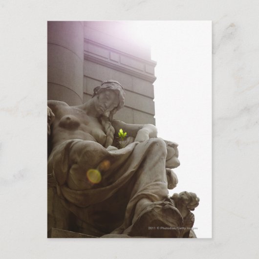 アメリカインディアン国立博物館像 ポストカード (正面)