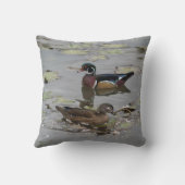 アメリカオシのカスタムの枕 クッション (裏面)