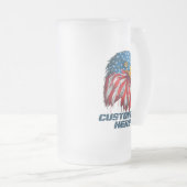 アメリカカスタマイズ国国愛国的なアメリカ国旗のハゲ・イーグル フロストグラスビールジョッキ (正面右)