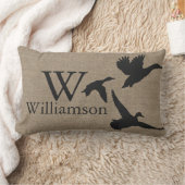 アメリカガモはフェイクなバーラップの姓のシルエットを描きます ランバークッション (ブランケット)