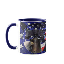 アメリカハゲのワシ、ベルと国旗