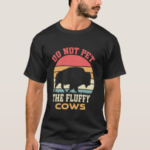 アメリカバイソン 可愛いけど触らないでね Tシャツ