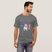アメリカピットブル犬の花火7月4日米国国旗 Tシャツ (正面フル)