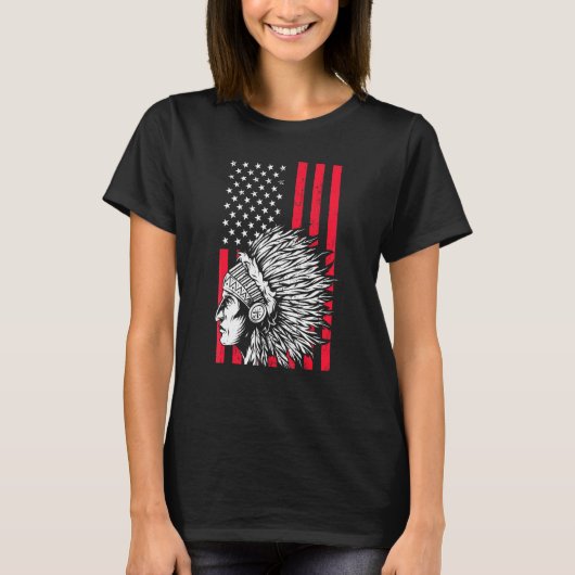 アメリカプライドヘアドス米国国旗のインディアン先住民A Tシャツ (正面)