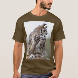 アメリカワシミミズクの写真Tシャツ Tシャツ
