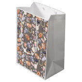 アメリカンフットボールのグレーテクスチャ |パターン ミディアムペーパーバッグ (裏面アングル)