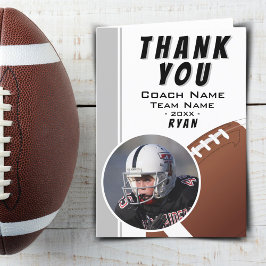 アメリカンフットボールのコーチのサッカーボールのグレーフォト サンキューカード