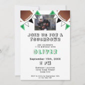 アメリカンフットボールのボールフラッグフォト誕生日パーティー 招待状 (正面)