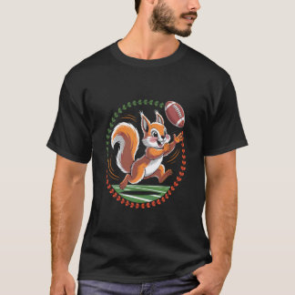 アメリカンフットボールをキャッチするリス デザイン Tシャツ