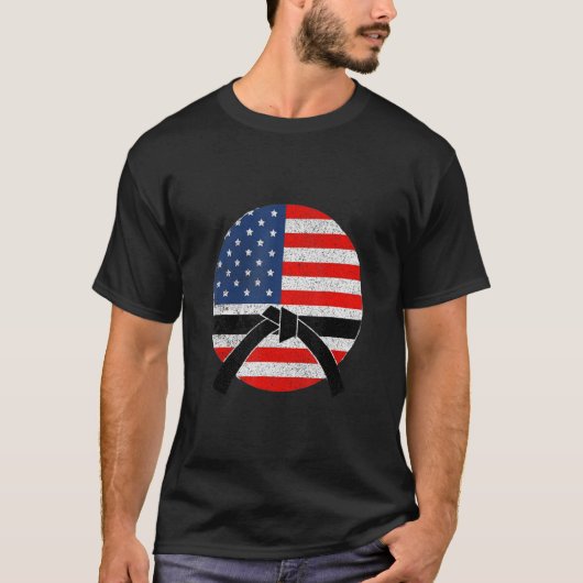 アメリカンブラックベルト空手ブラジル柔術柔術柔術 Tシャツ (正面)