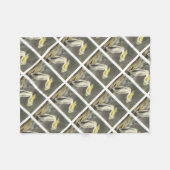 アメリカンホワイトペリカンバイオードボン フリースブランケット (正面(横))