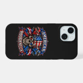 アメリカン・ラフネック iPhone 15ケース (裏面横)