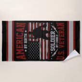 アメリカンby誕生ソルジャーバイチョイス退役軍人 ビーチタオル (正面)