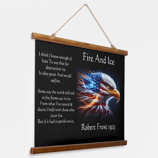 アメリカ人で誇らしげに飾られた強力なワシ 吊り下げ型タペストリー (傾斜あり)