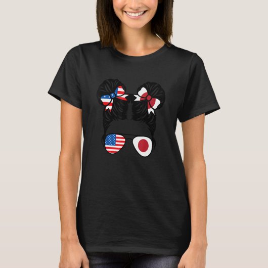 アメリカ人と日本人のハーフ女子 USA+日本 国旗 パ Tシャツ (正面)