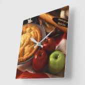 アメリカ人のアップルパイ スクエア壁時計 (傾斜)