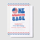 アメリカ人の一人の赤ちゃん7月の最初の誕生日パーティー4th ベラム紙招待状 (オフセット)