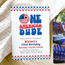 アメリカ人の男で7月1日の4日の誕生日 招待状