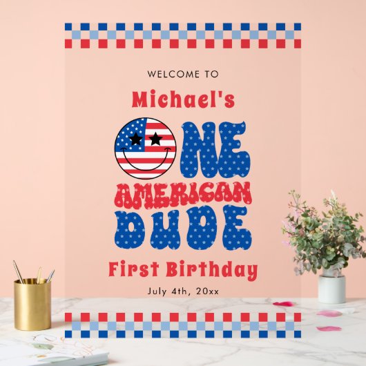 アメリカ人の男の子が7月の最初の誕生日パーティーの4th アクリルサイン (ウェディング)