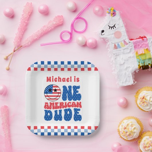 アメリカ人の男の子7月の第4日の夏の最初の誕生日 ペーパープレート (パーティー)