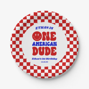 アメリカ人の男の子7月1日の誕生日パーティー ペーパープレート