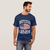 アメリカ人のBadassのTシャツ Tシャツ (正面フル)