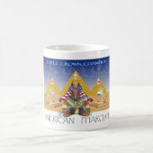 アメリカ人のPharoahの三冠捧げ物のマグ コーヒーマグカップ (中央)