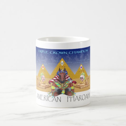 アメリカ人のPharoahの三冠捧げ物のマグ コーヒーマグカップ (中央)