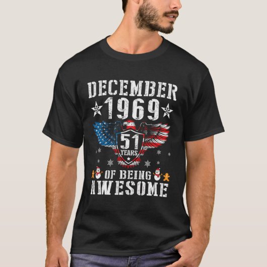 アメリカ人1969年12月誕生日51年Bei Tシャツ (正面)