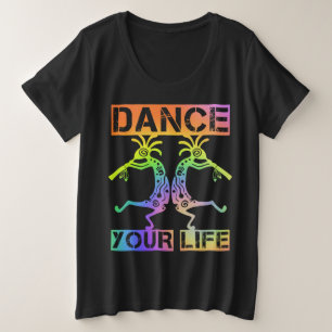 アメリカ先住民ココペリ – あなたの人生を踊る4 プラスサイズTシャツ