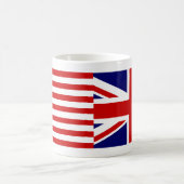 アメリカ合衆国とイギリスの旗のカスタマイズ可能デザイン コーヒーマグカップ (中央)