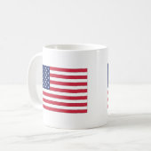 アメリカ合衆国の旗。アメリカ合衆国。 コーヒーマグカップ (正面左)