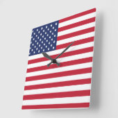 アメリカ合衆国の象徴的な国旗のエンブレム、愛国的なアメリカプライド スクエア壁時計 (傾斜)