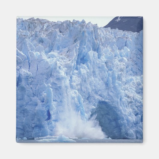 アメリカ合衆国アラスカ州NA。氷河が崩れて水になる マグネット (正面)