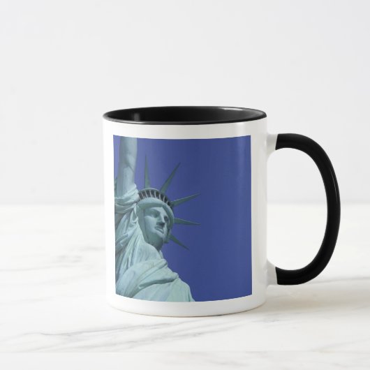 アメリカ合衆国ニューヨークの自由の女神9 マグカップ (右)