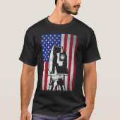 アメリカ合衆国国旗の土地測量士 Tシャツ (正面)