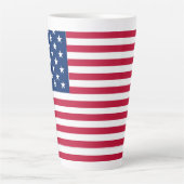 アメリカ合衆国国旗の誇りデザイン カフェラテマグ (正面)