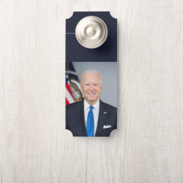 アメリカ合衆国大統領 ジョー・バイデン ホワイトハウス写真 ドアノブサイン