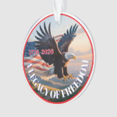 アメリカ合衆国建国250年記念 ファミリーキープサークル 1776–2026 オーナメント (正面)