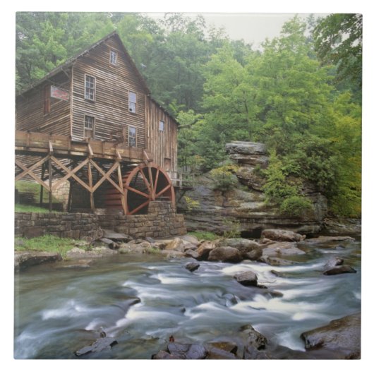 アメリカ合衆国、ウェストバージニア、バブコックSP.グレー素朴ド タイル (正面)